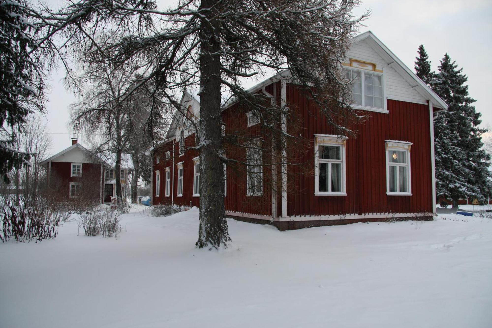 Hotel Maentylaen Tila Närvijoki Exteriér fotografie