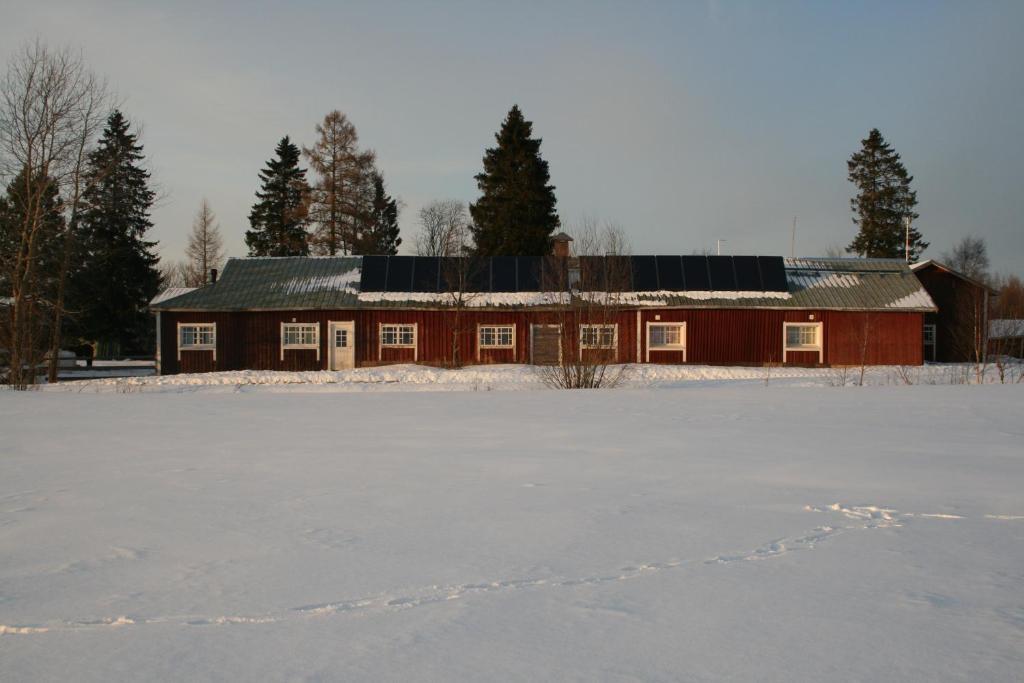 Hotel Maentylaen Tila Närvijoki Exteriér fotografie