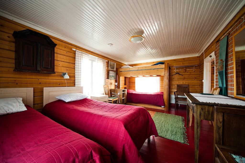 Hotel Maentylaen Tila Närvijoki Exteriér fotografie