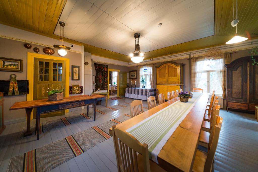 Hotel Maentylaen Tila Närvijoki Exteriér fotografie