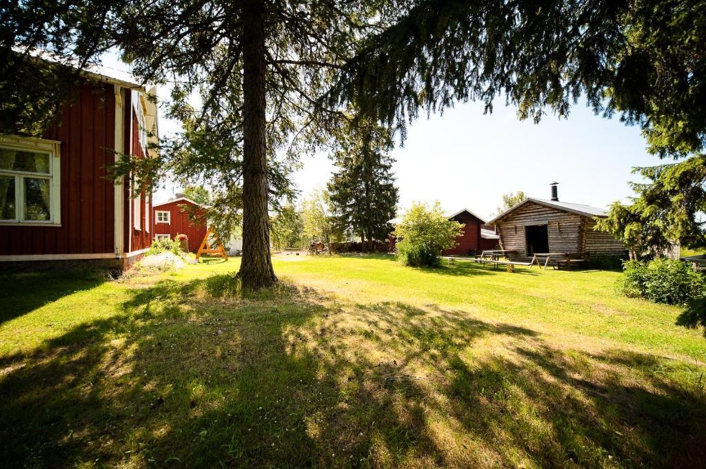 Hotel Maentylaen Tila Närvijoki Exteriér fotografie