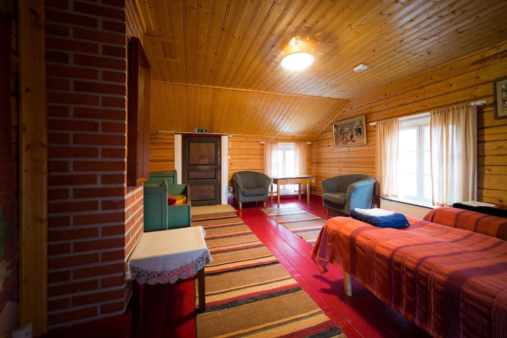 Hotel Maentylaen Tila Närvijoki Exteriér fotografie